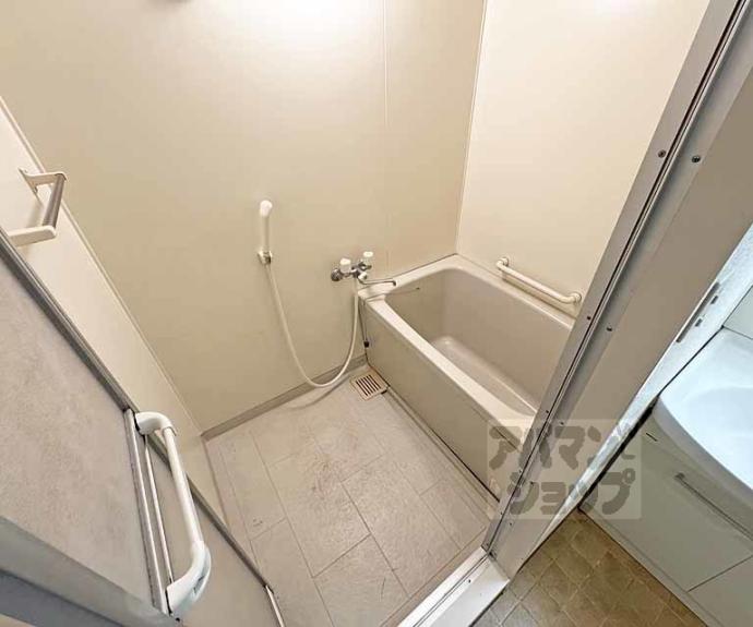 【カーサ東浜】間取