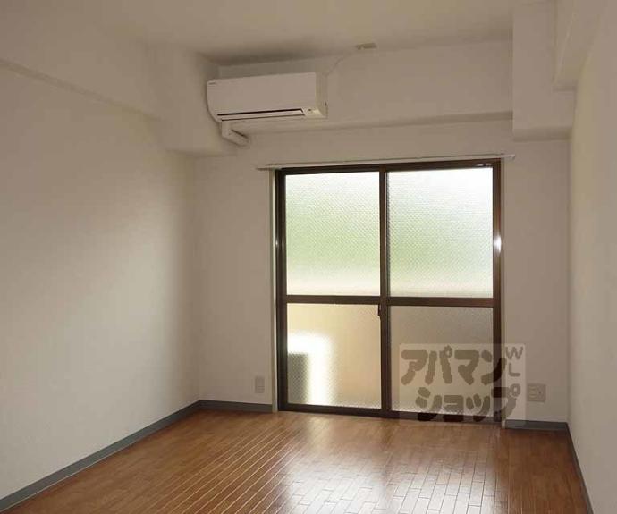 【シャンバーグ東山】間取