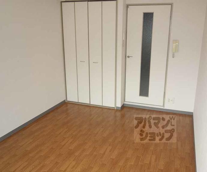 【シャンバーグ東山】間取