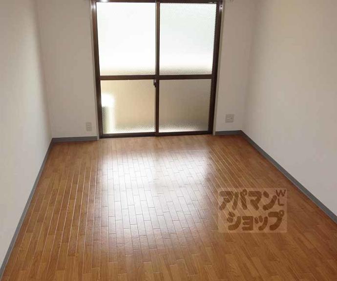 【シャンバーグ東山】間取