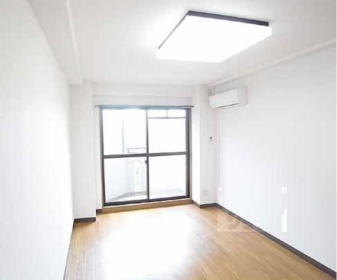 【エフラス京都御所西】間取