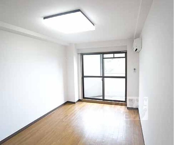 【エフラス京都御所西】間取