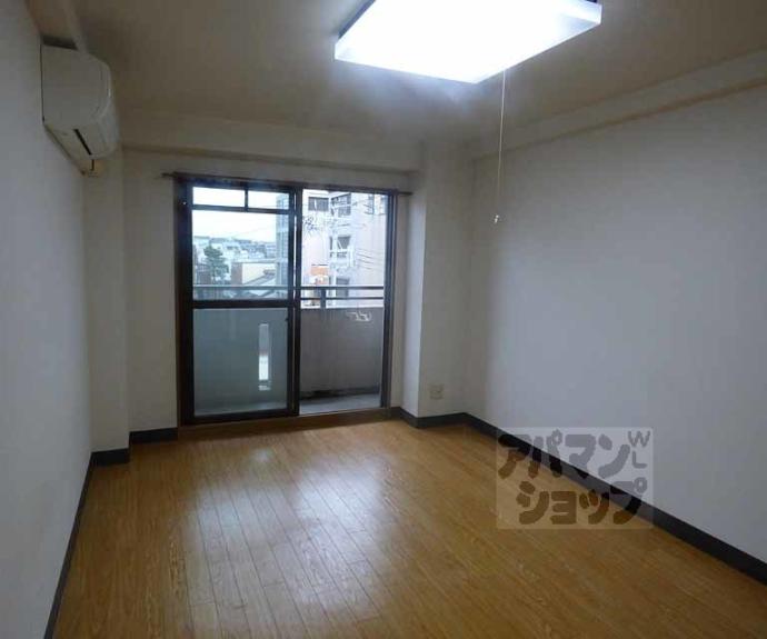 【エフラス京都御所西】間取