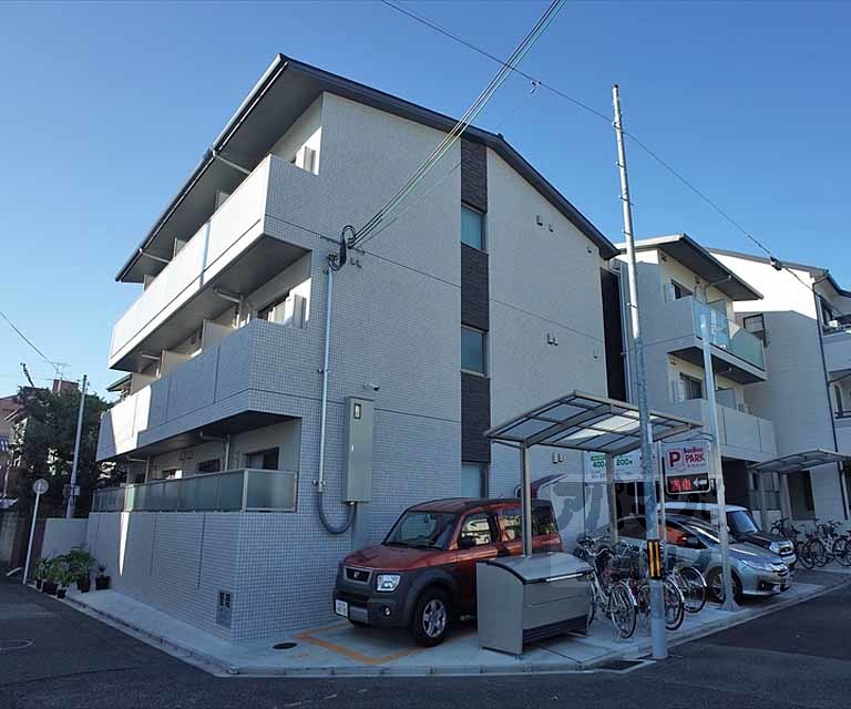 Ｍフラット百萬遍