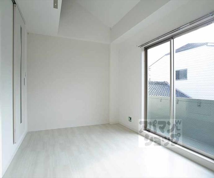 【アベニール出町柳】間取