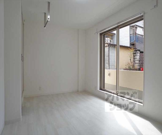 【アベニール出町柳】間取