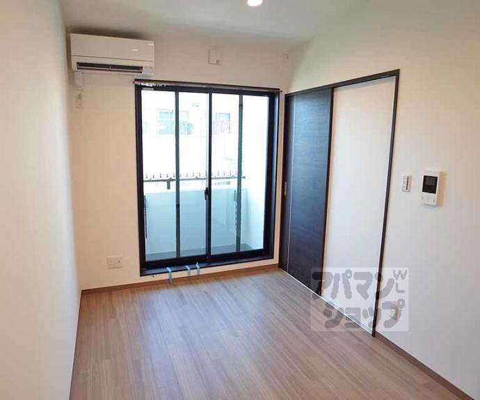 【THE GARNET SUITE RESIDENCE 京大前WEST】間取