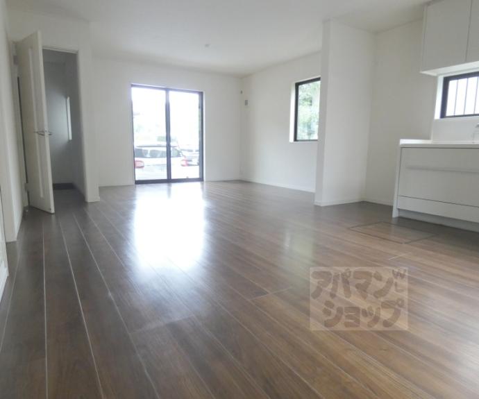 【岩倉村松町貸家１１６－２９】間取