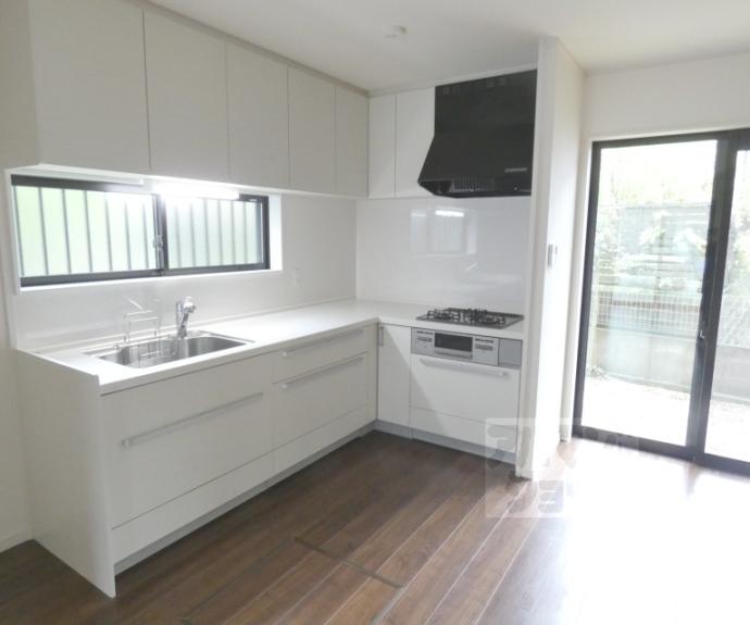 【岩倉村松町貸家１１６－２９】間取