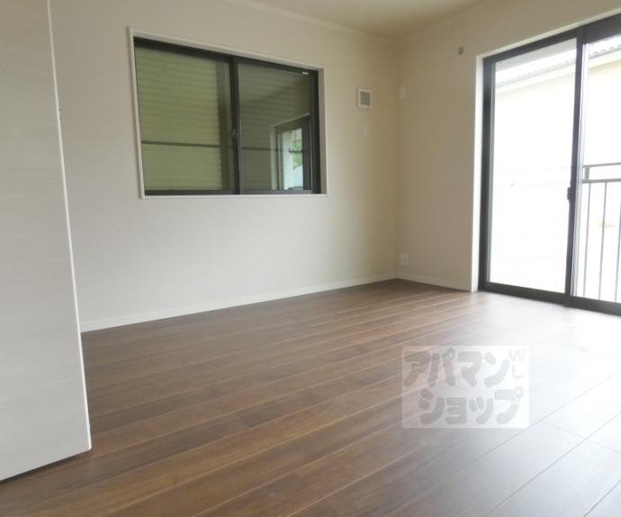 【岩倉村松町貸家１１６－２９】間取