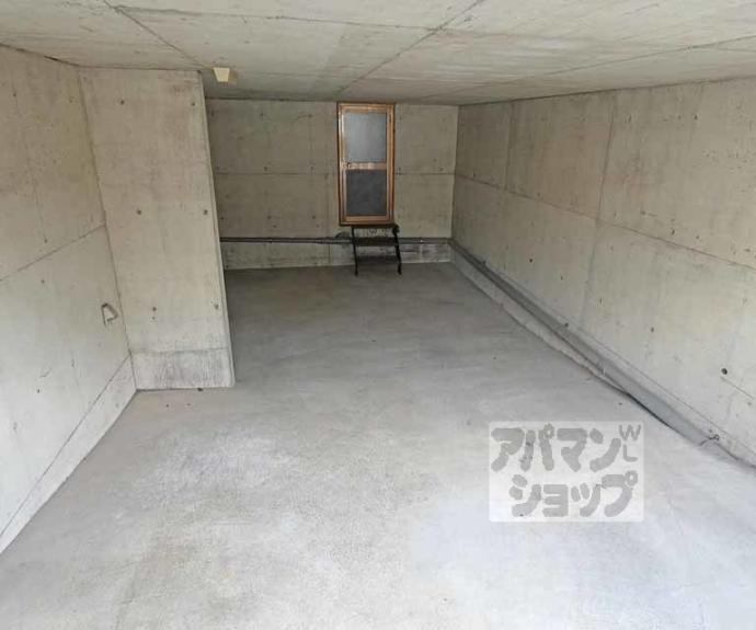 【吉田中大路町貸家３１－７６】間取