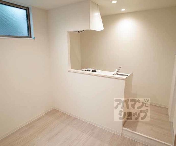 【ＧＡＲＮＥＴ　ＲＥＳＩＤＥＮＣＥ　聖護院】間取