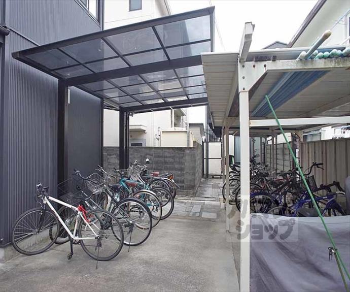 【アズィールB棟】間取