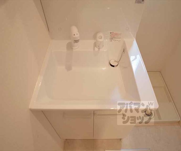 【ルミエール聖護院】間取