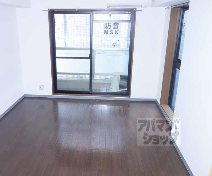 【ステーションコートヤード】間取