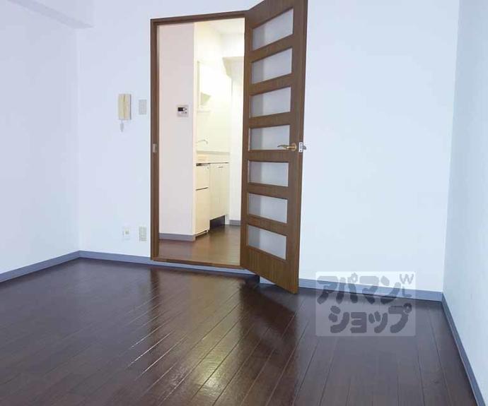 【ステーションコートヤード】間取