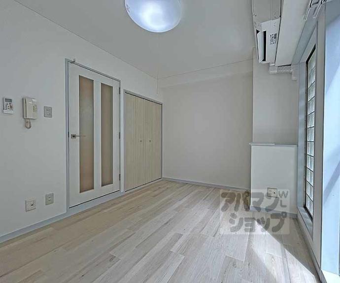 【リバティ大和大路】間取