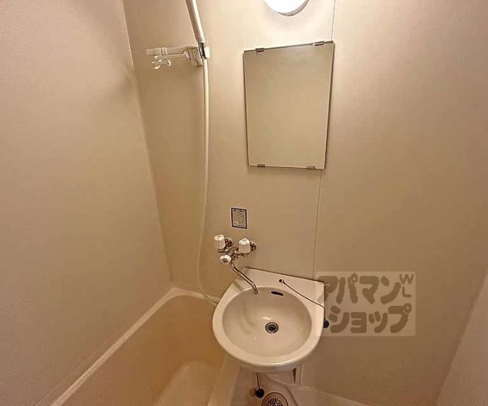 【リバティ大和大路】間取