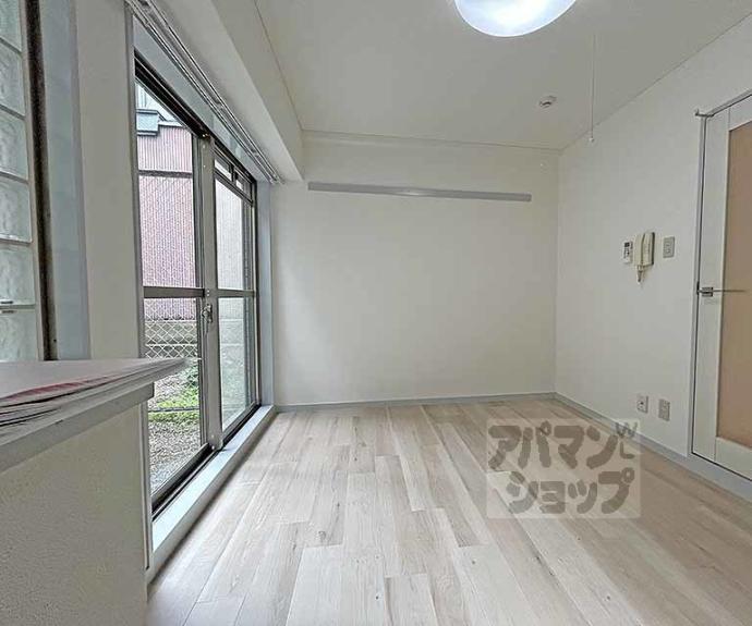 【リバティ大和大路】間取