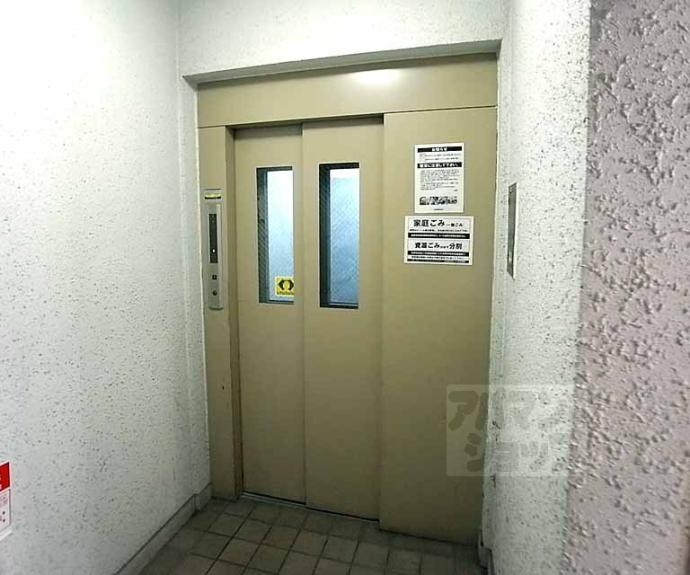 【リバティ大和大路】間取