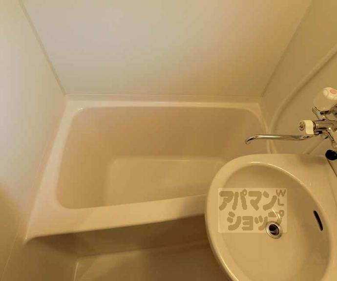 【リバティ大和大路】間取