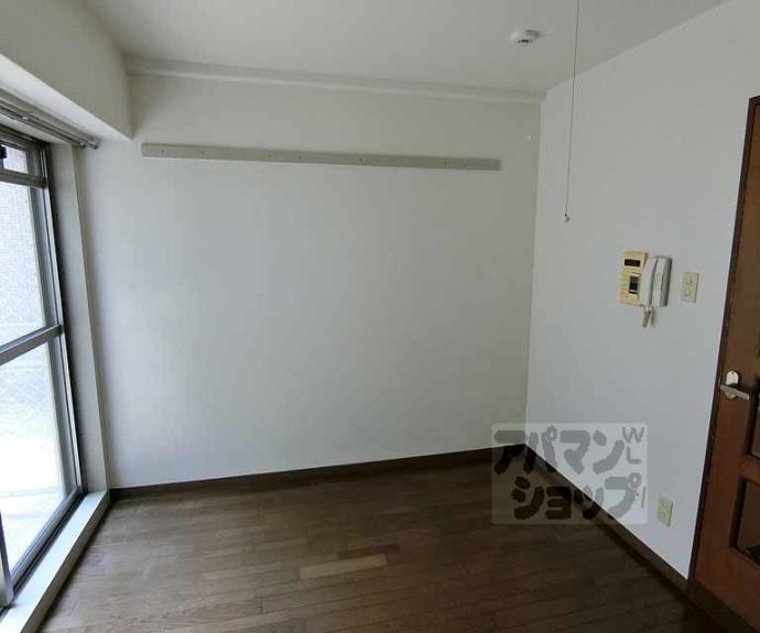 【リバティ大和大路】間取