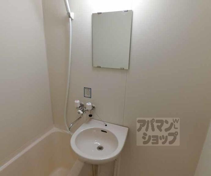 【リバティ大和大路】間取