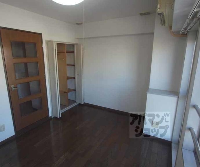 【リバティ大和大路】間取