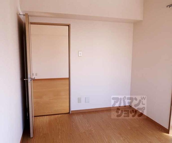 【シャリマー五条】間取