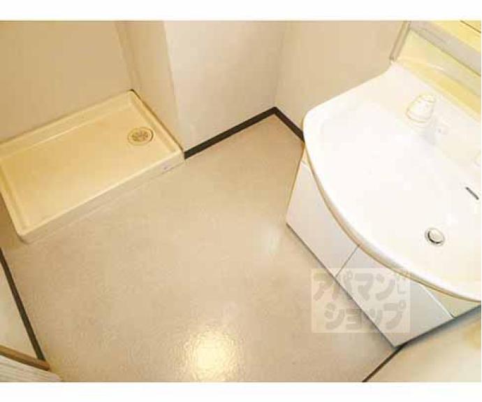 【シャリマー五条】間取