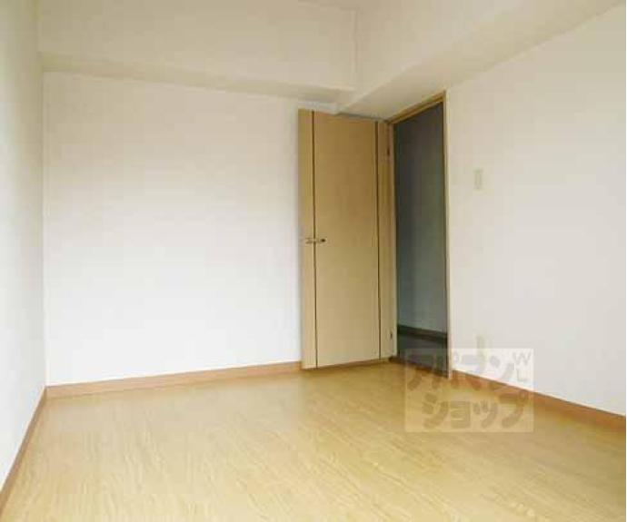 【シャリマー五条】間取