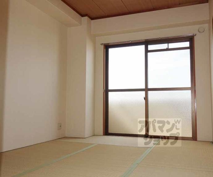 【ロイヤルコーポ洛南】間取