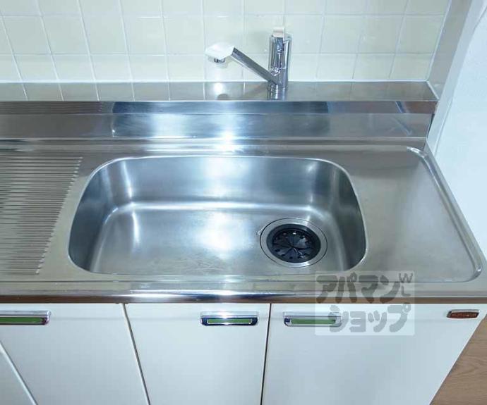 【ロイヤルコーポ洛南】間取