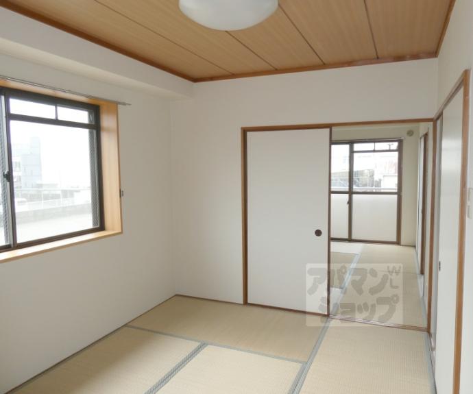 【ロイヤルコーポ洛南】間取