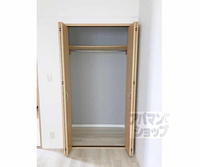 【レクサス深草１号館（ベルヴィ５６）】間取