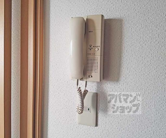 【レクサス深草１号館（ベルヴィ５６）】間取