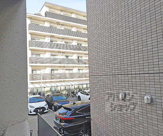 【レクサス深草１号館（ベルヴィ５６）】間取