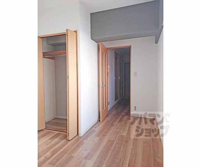 【レクサス深草１号館（ベルヴィ５６）】間取