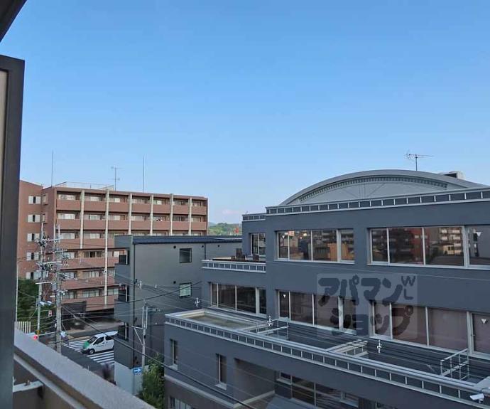 【中井マンション新烏丸】間取