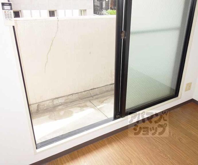 【中井マンション新烏丸】間取