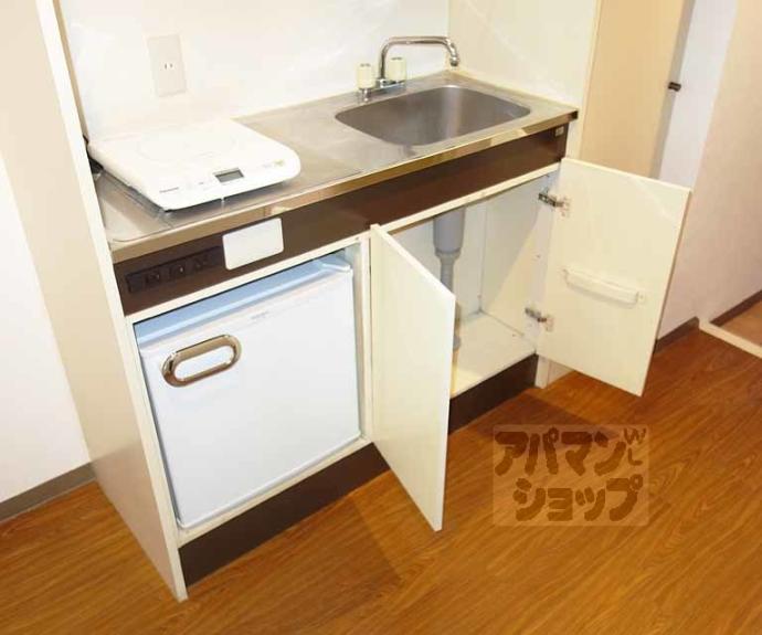 【中井マンション新烏丸】間取