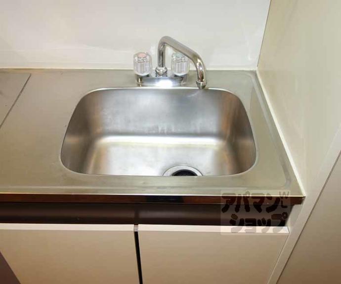 【中井マンション新烏丸】間取