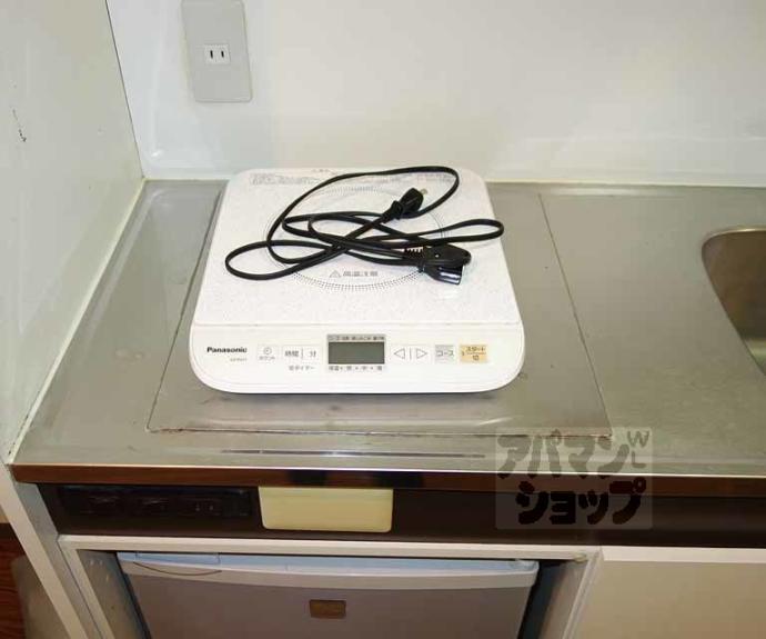 【中井マンション新烏丸】間取