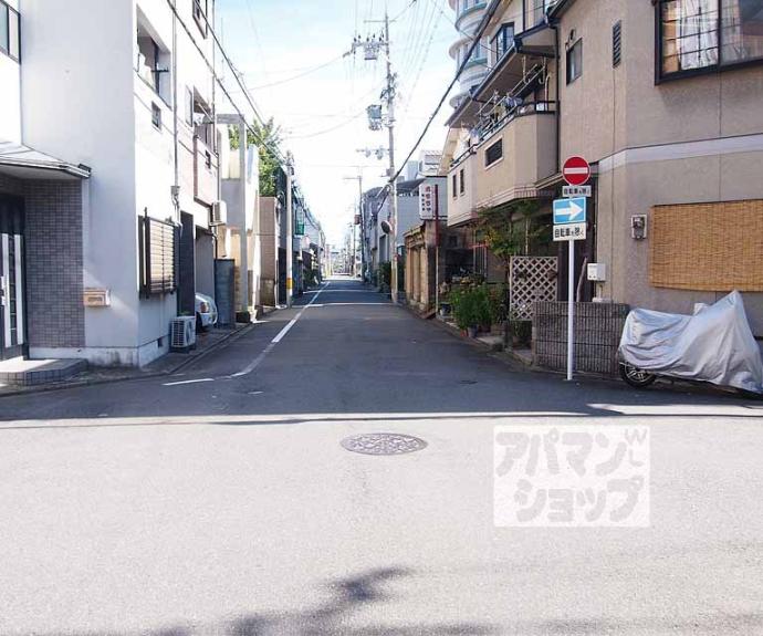 【カーサミア十条】間取
