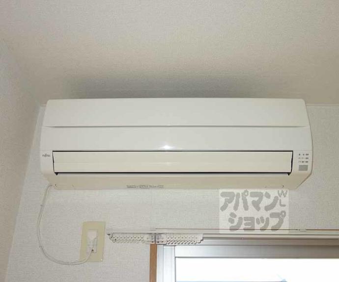 【カーサミア十条】間取