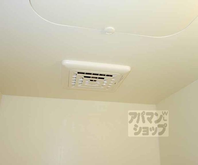 【カーサミア十条】間取