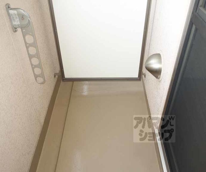 【カーサミア十条】間取