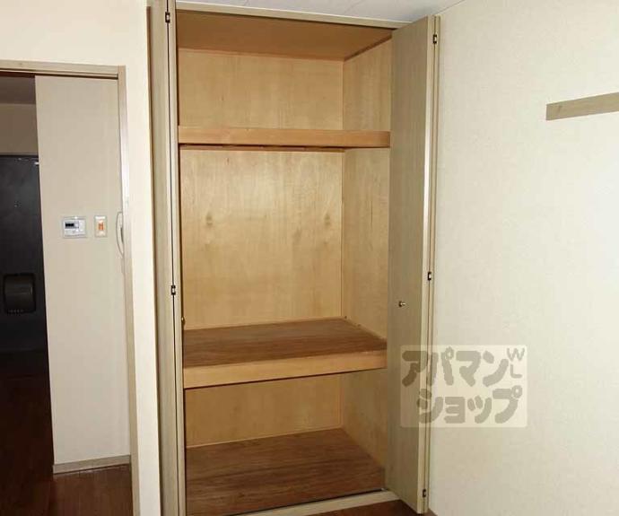 【エーシェント室町】間取