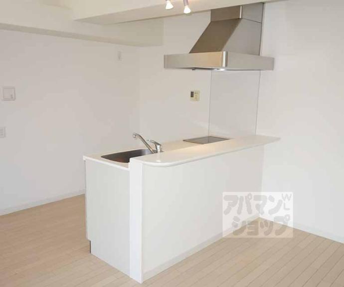 【Ｉ－ａｒｔｓ七条大宮】間取