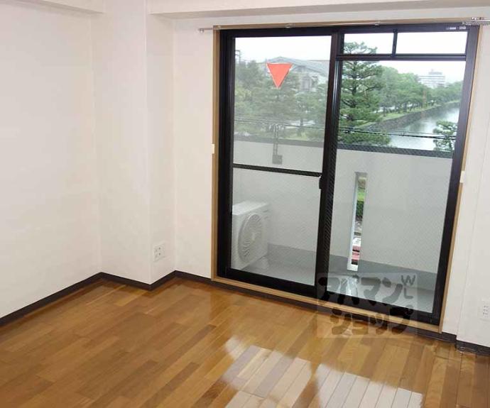 【プレサンス京都二条城前】間取